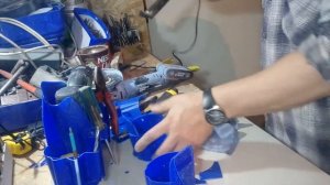 4 Кобура для шуруповерта из пластиковой канистры, своими руками.