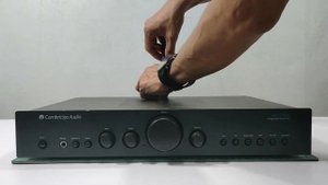 CAMBRIDGE Audio Azur 340A { Inside look and testing }