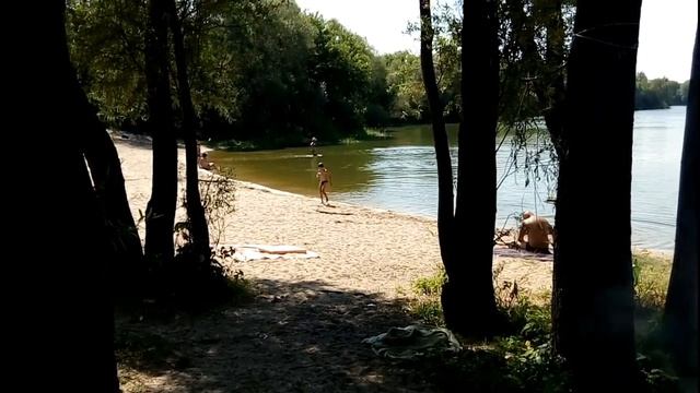 андрей поздравляет маму с днем рожденья, расказывает очень красивый стих. смотреть онлайн