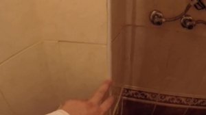 Нужно ли использовать уголок при укладке плитки?