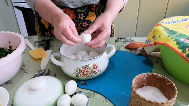 Тесто для пирогов на пахте и разрыхлителе.Тесто на кефире.Бездрожжевое тесто. Пироги с луком, яйцом
