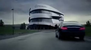 Реклама Mercedes Benz E Class Coupe 2010