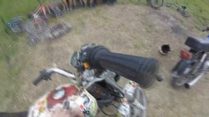 Жёсткий подъём в гору 90° | Обзор двух мопедов "Альфа"  50сс и 110сс