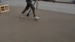 GAME OF SCOOT НА ПОДЖОПНИК И ФОФАН