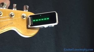 PolyTune Clip Tuner Review by Carl Brown - TC Electronic