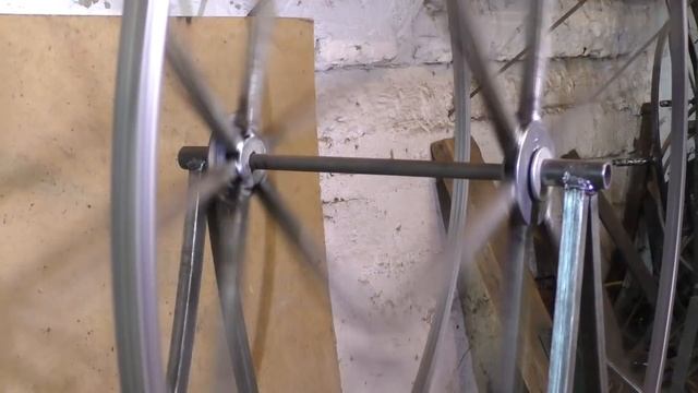 Цветочник вращающийся смотреть онлайн