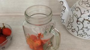 ЧАЙ С КЛУБНИКОЙ - ароматен, с МЯТОЙ он вдвойне приятен!!!