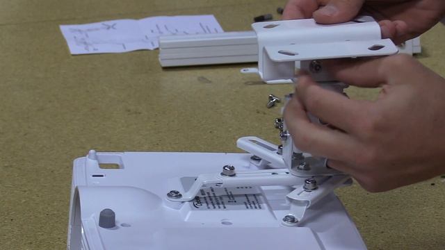 Projector Mount Assembly смотреть онлайн