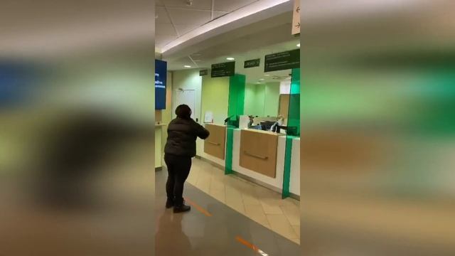 обслуживание во время карантина в сбербанке-the service at the Bank during the quarantine. смотреть онлайн