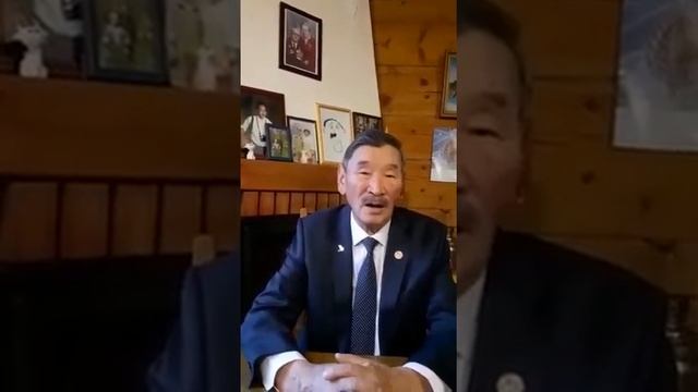 Поздравление Дмитрия Федосеевича Наумова с 25-летием праздника "Идэһэ" в Амгинском улусе смотреть онлайн