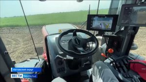 Современную сельхозтехнику на дне Уральского поля представила компания Ростсельмаш
