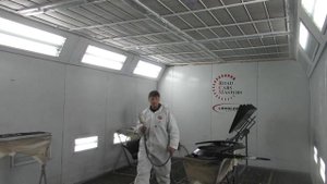 Покраска лаком на водной основе