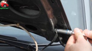 Установка упоров / амортизаторов капота на VW Passat B3 от upora.net