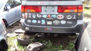 Junkyard Finds 2: 2000 Ford Windstar, 2000 Nissan Frontier, 2002 Honda Odyssey, Kia Spectra