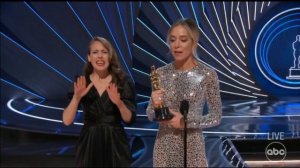 Oscars 2022 | Best Adapted Screenplay : CODA – Sian Heder