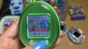 Обзор: новый тамагочи c цветным экраном. Современный японский тамагочи c NFC. Elli Di