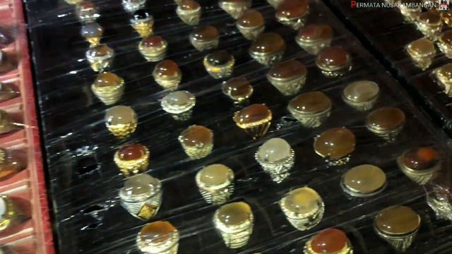 KISAH KOLEKTOR RATUSAN BATU AKIK PERMATA SUPER | PILIHAN SANG KOLEKTOR CILACAP JUARA KONTES NASIONA смотреть онлайн