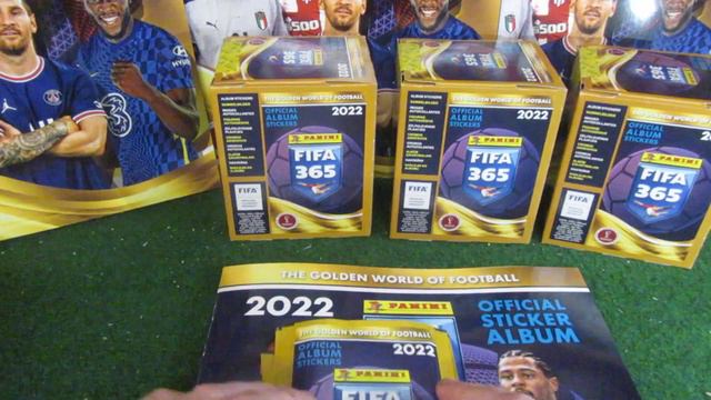 Panini FIFA 365 2022 Stickers смотреть онлайн