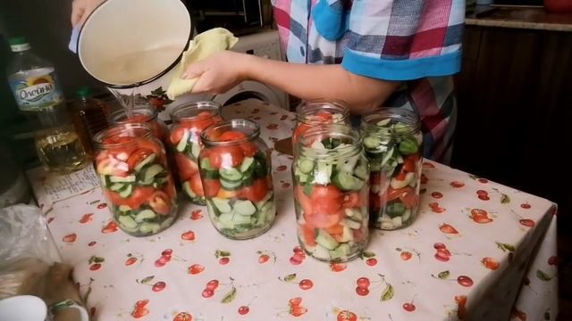 Салат из помидор и огурцов на зиму. смотреть онлайн