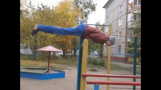 Турники и брусья ( рекламный ролик) смотреть онлайн