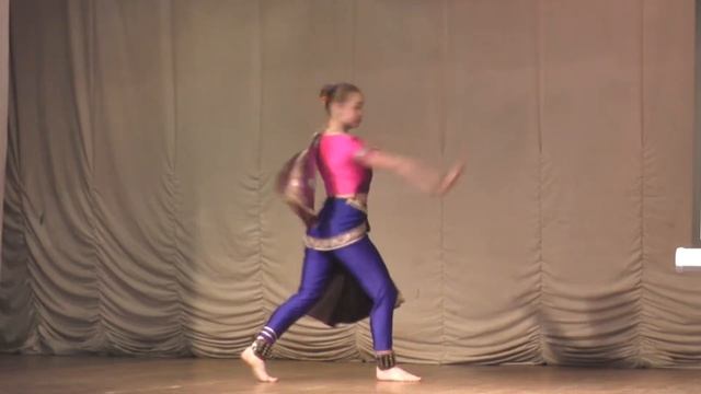 Нрисимха Чатурдаши - Карунешвари д.д. - танец.