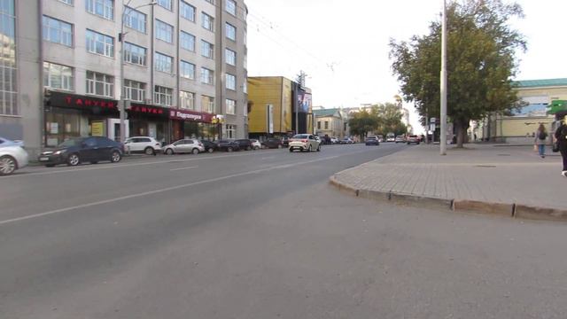 2.10.2022 Иду по улице Карла Либкнехта  Перехожу ул. Ленина  Любимый город !!!