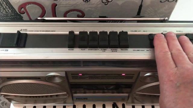 Philips D8134 смотреть онлайн