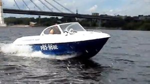 Афалина-400 под мотором 40 л.с. видео5