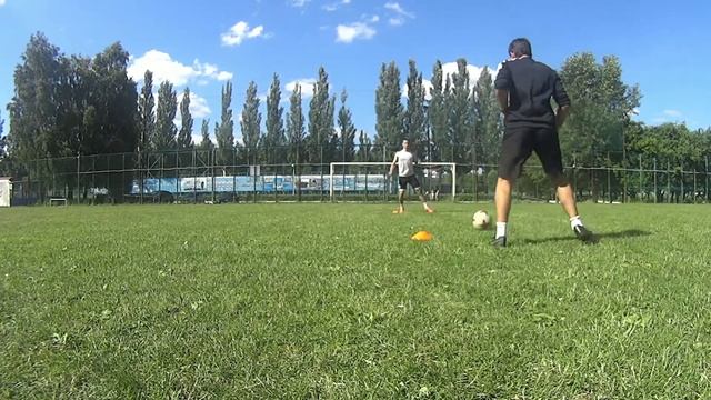 КАК ТРЕНИРОВАТЬ УДАР ПО ВОРОТАМ В ФУТБОЛЕ смотреть онлайн