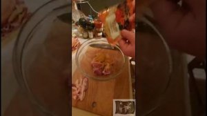 Свиная вырезка на сковороде