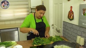 Заливной пирог с зеленью. (Бурачные листья Мангольд)  Невероятно полезно, и очень вкусно.