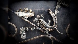 Картина-панно из металла"ЯЩЕРИЦА С ПОДКОВОЙ"