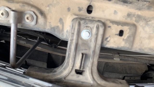 Mercedes Benz w212 remove front grill installing new 3D glass star снятие решетки установка звезды смотреть онлайн