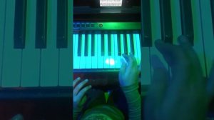 Учимся играть на пианино композицию: "Жили у бабуси два весёлых гуся" 🎼🎹✔