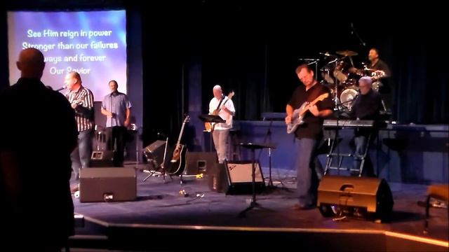 Playing a Fender Mustang 3 V2 guitar amp live in Worship service "Our Gods alive/God of wonders" смотреть онлайн