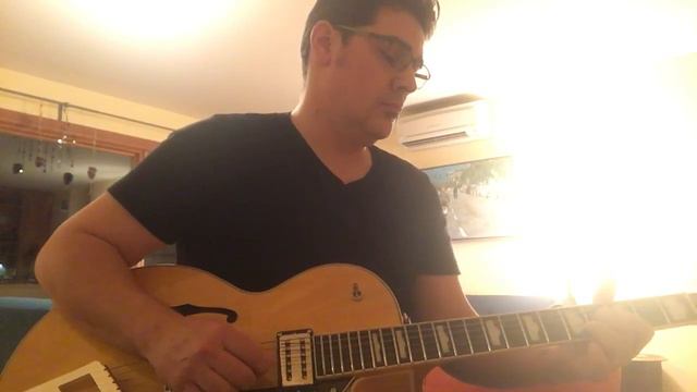 G2420 with Broad’tron BT-2S through a Yamah THR10 смотреть онлайн