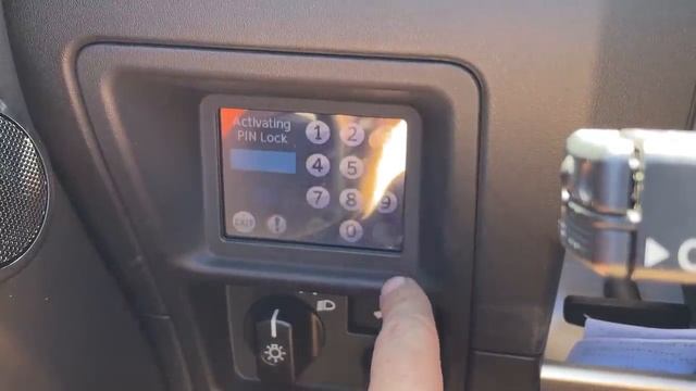 The 2008 Tesla Roadster Is the Cool Tesla Before Tesla Was Cool смотреть онлайн