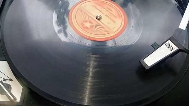 WESELI TOWARZYSZE (POLKA) - wyk. Wesoła Ork. Wiejska 1944 78 RPM смотреть онлайн