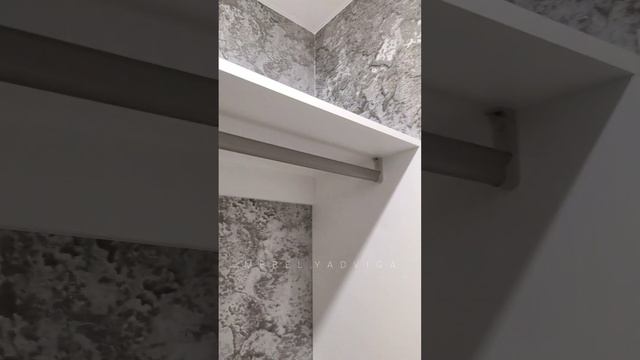 Гардеробная в небольшую комнату