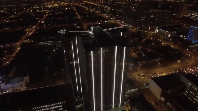 С высоты птичьего полёта  Краснодар ночью  отель Marriott