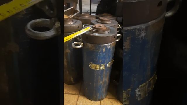 Домкрат 100 тонн с гайкой фиксации - основные параметры смотреть онлайн