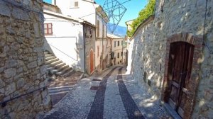 Caramanico Terme (Abruzzo), Italy【Walking Tour】History in Subtitles - 4K