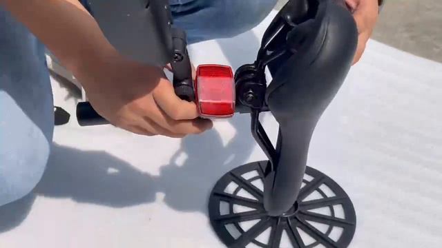 How to install the rear fender of GELEISEN TT-S3 (Upgraded) смотреть онлайн