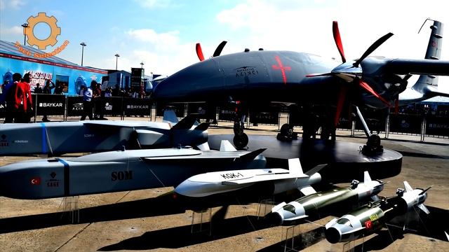 Новый турецкий ударный беспилотник Bayraktar Akıncı, способный нести крылатые ракеты смотреть онлайн