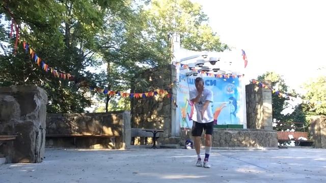Роуп скиппинг (спортивная скакалка). 55 простых элементов выброса ручки скакалки