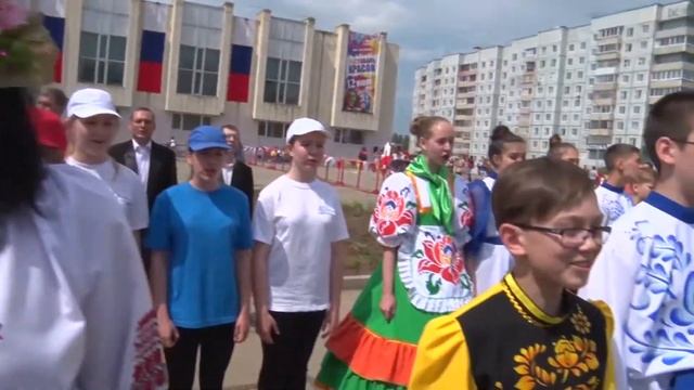 Праздник России и Праздник Города. Усть-Илим 2017. ДК "Дружба". смотреть онлайн