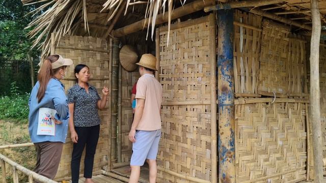 Mother-in-law broke up the house, creditors demanded debt from mother-in-law смотреть онлайн