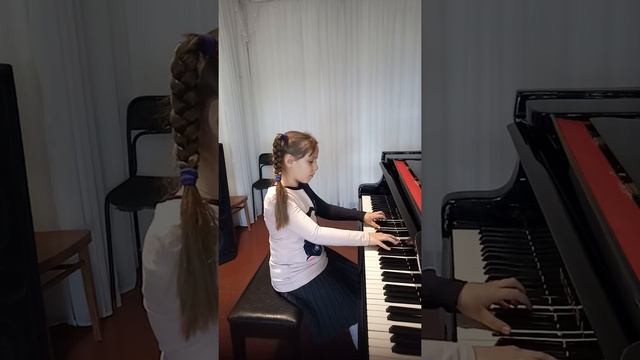 Н. Торопова "Цветок и бабочка" исп. Чубурова Лена, преподаватель Новосёлова Е.Г. смотреть онлайн