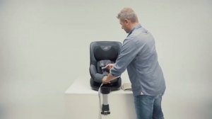 Britax Römer Dualfix i-Size | группа 0+1 | как снять и одеть чехлы | EN
