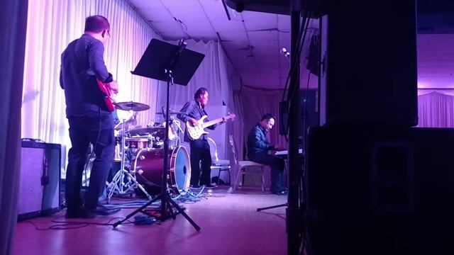 Da Vu Gop mot ban tay - 9/23/2016 смотреть онлайн